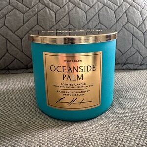 White Barn Oceanside Palm Candle - Bath & Body Works